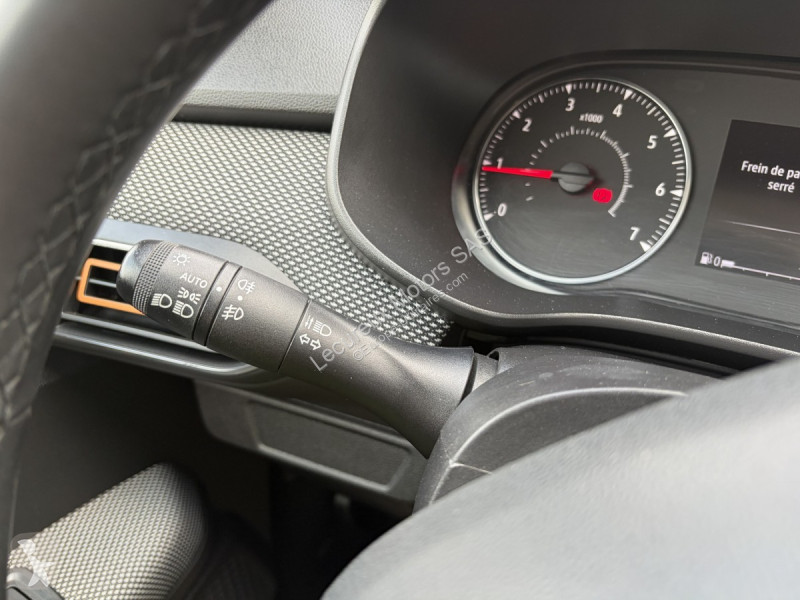 عربة نفعية Dacia (3) Stepway Confort TCe 90