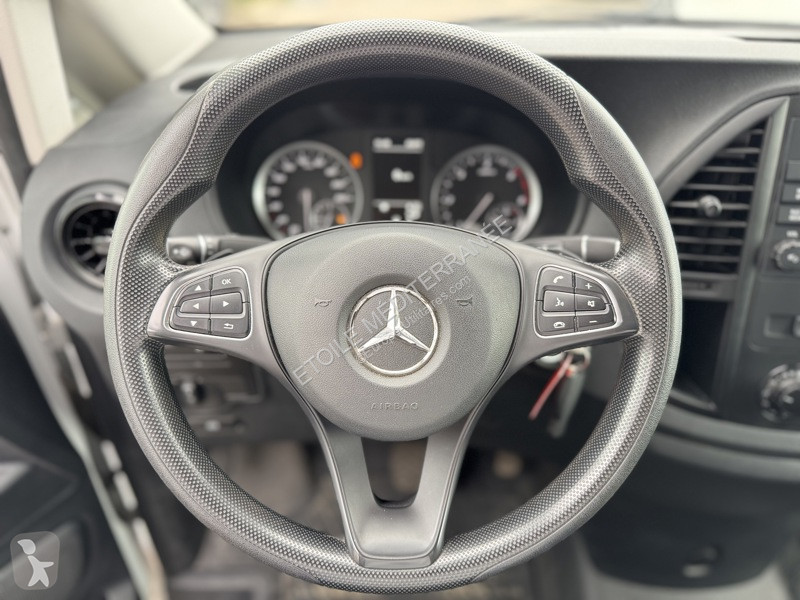 Véhicule utilitaire Mercedes Vito  Fourgon...