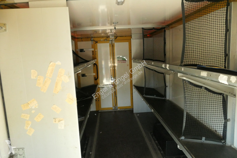 Véhicule utilitaire Iveco Daily 35 S11 C30C...