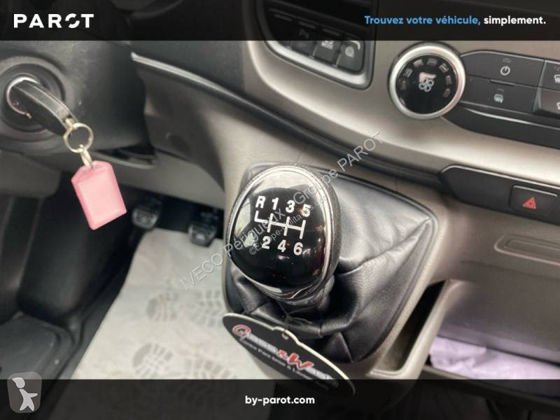 Véhicule utilitaire Ford