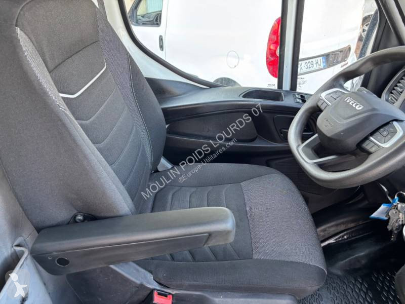 Samochód dostawczy Iveco