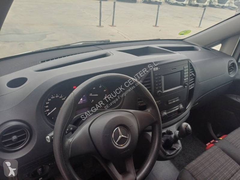عربة نفعية Mercedes