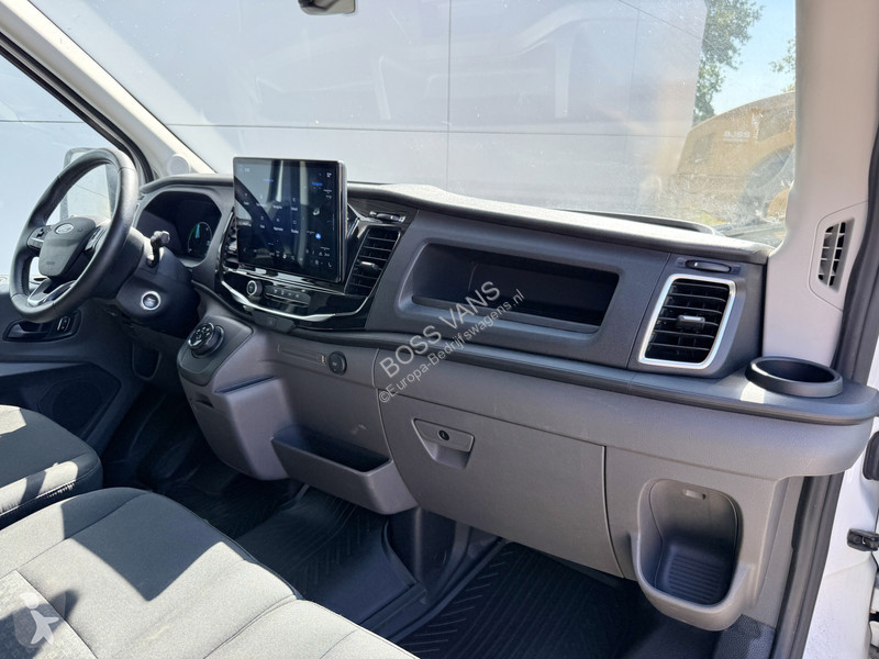 Véhicule utilitaire Ford 68kWh 184PK L4H3...
