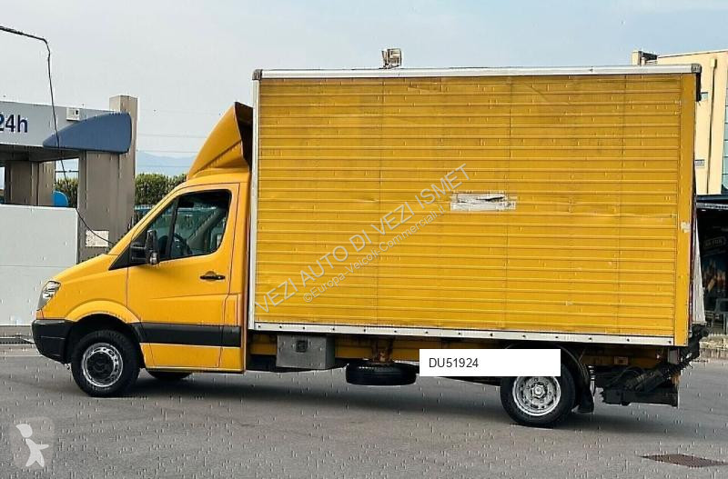 عربة نفعية Mercedes