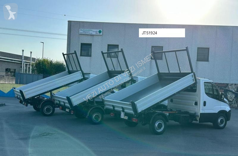 عربة نفعية Iveco