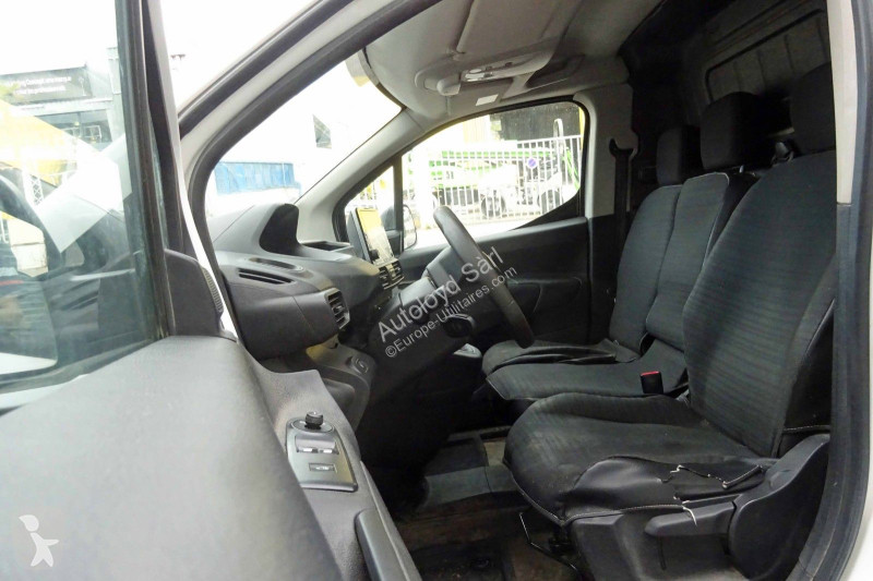Véhicule utilitaire Peugeot PARTNER 1,5 HDI 100