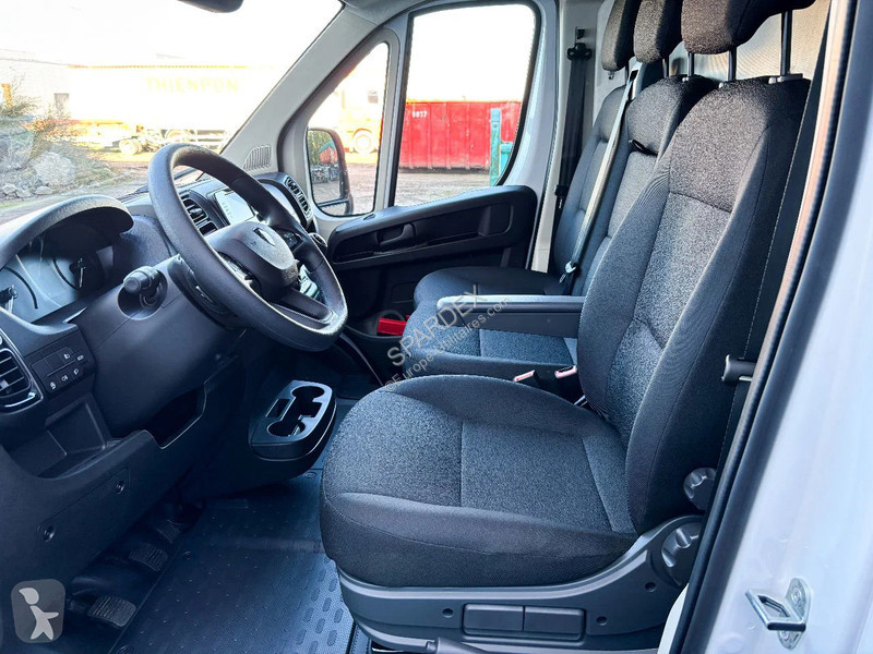 Furgoneta Peugeot L2H2 | Leasing