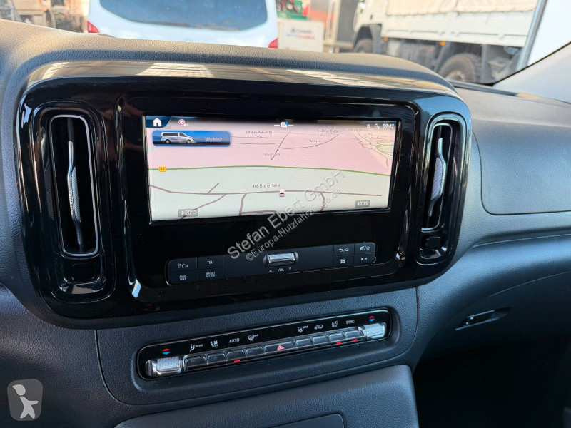 Véhicule utilitaire Mercedes Vito  9G Tourer...
