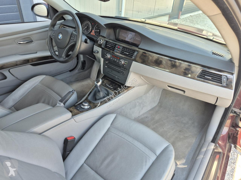 Samochód dostawczy BMW SERIE 3 320i Coupé Luxe...