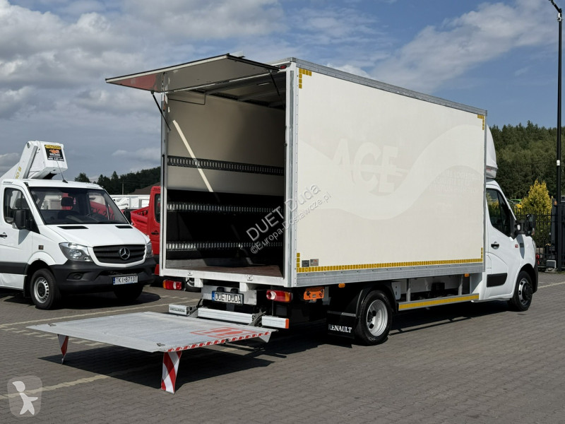 Renault  van