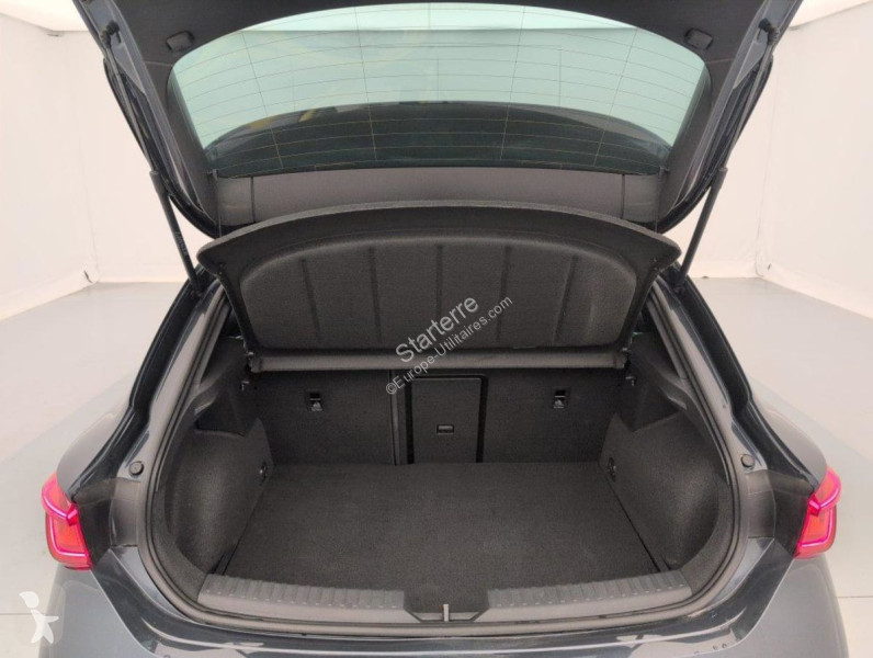 Véhicule utilitaire Cupra  LEON