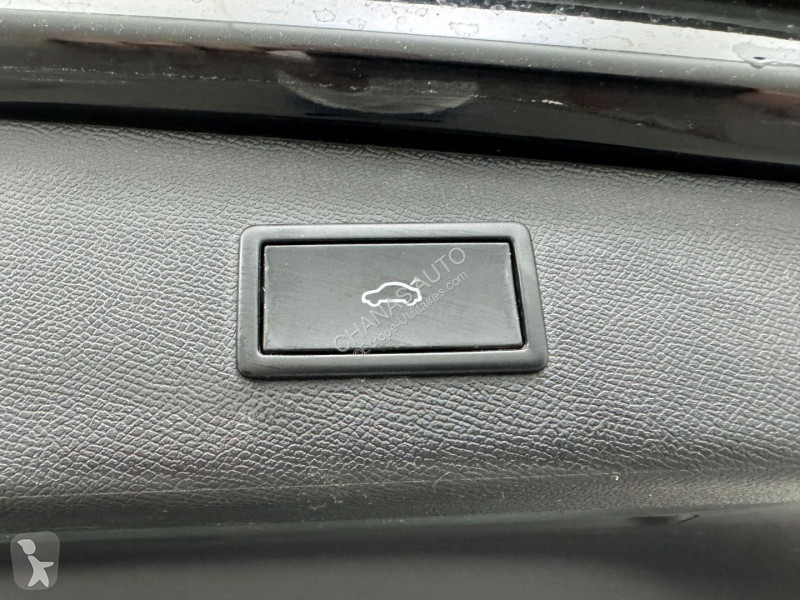 Лекотоварен автомобил Seat Sportstourer 1.5...