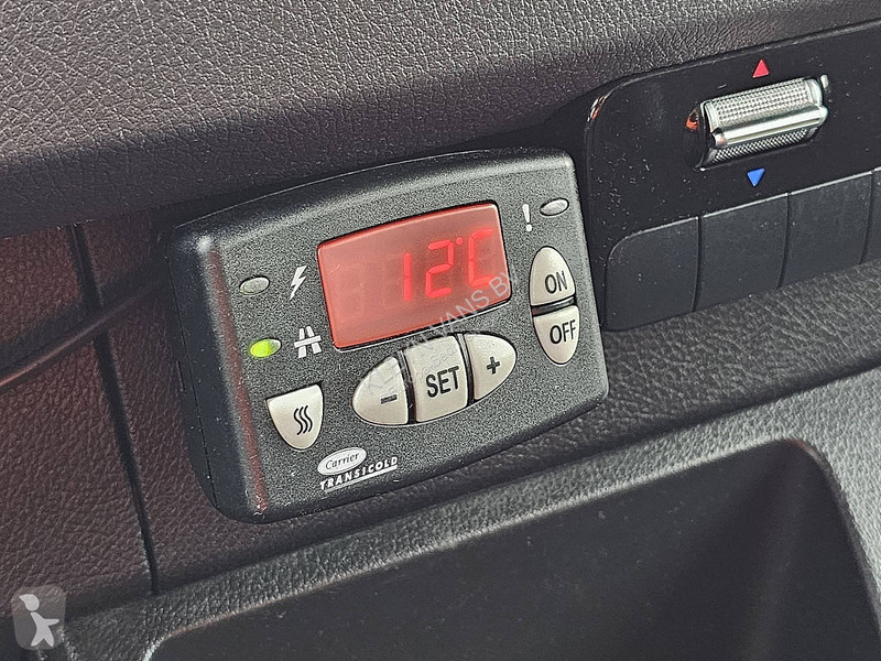 Autoutilitară Mercedes 516 Koelwagen Automaat!