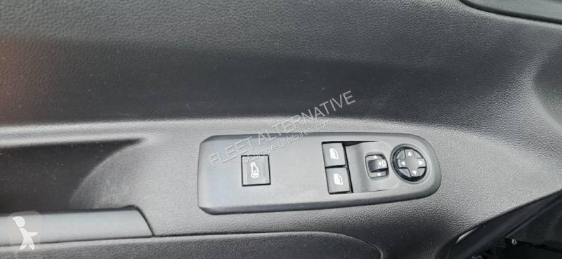Véhicule utilitaire Peugeot