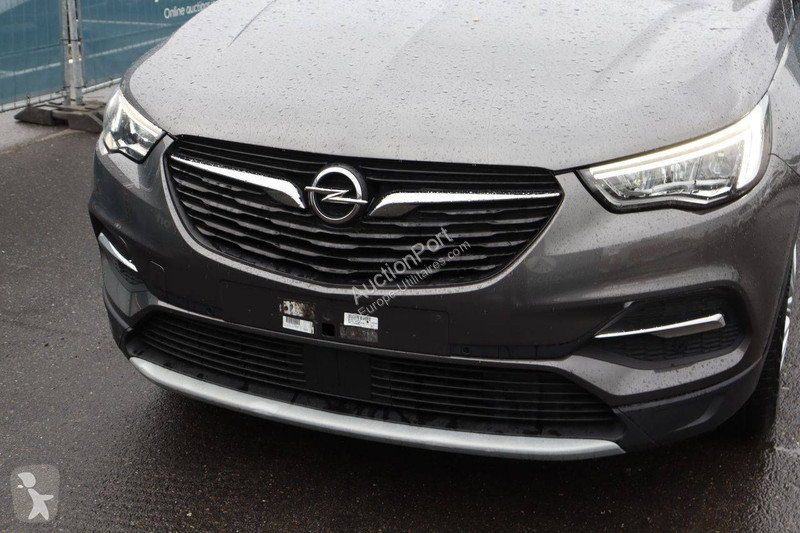 Véhicule utilitaire Opel