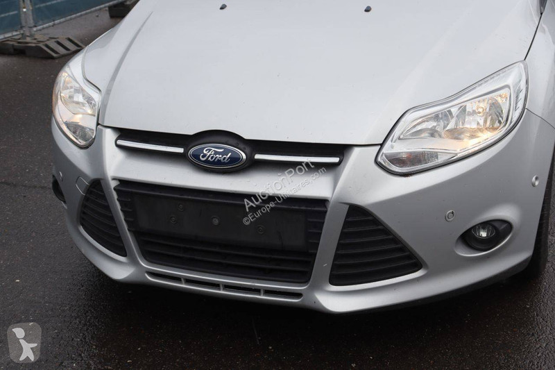 Véhicule utilitaire Ford