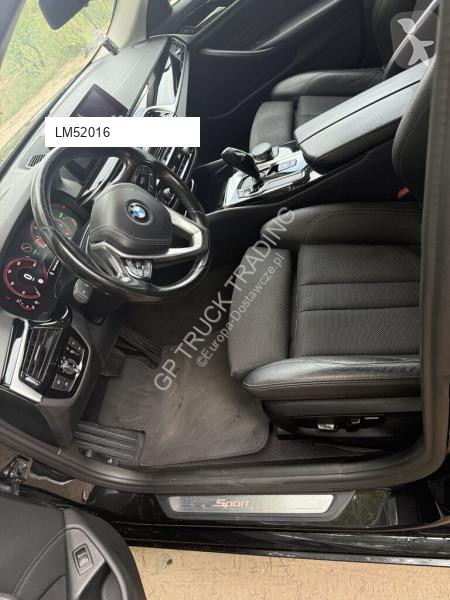 Véhicule utilitaire BMW 525
