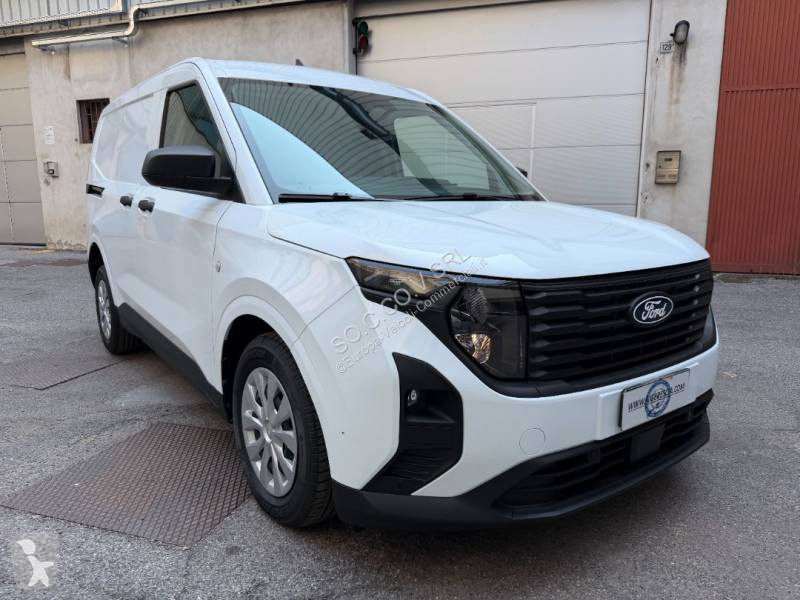 Комерційні автомобілі Ford