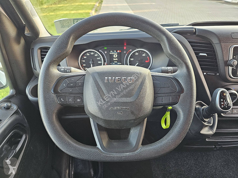 Véhicule utilitaire Iveco 35C14 Dub.Cab...