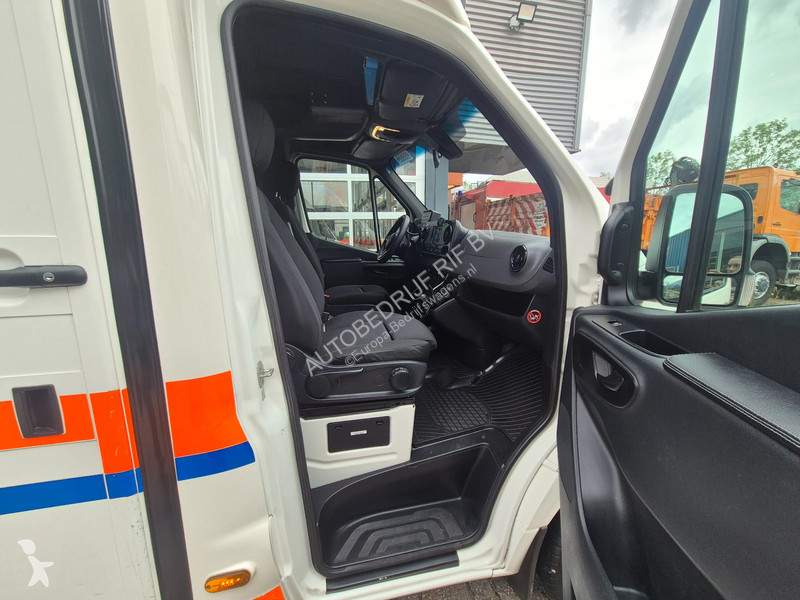 Véhicule utilitaire Mercedes 419 CDI/ 3.0 V6/...