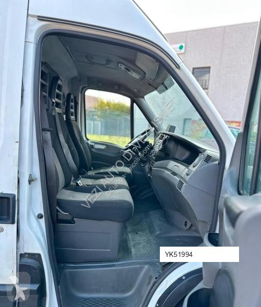 Лекотоварен автомобил Iveco Dailly 35s15