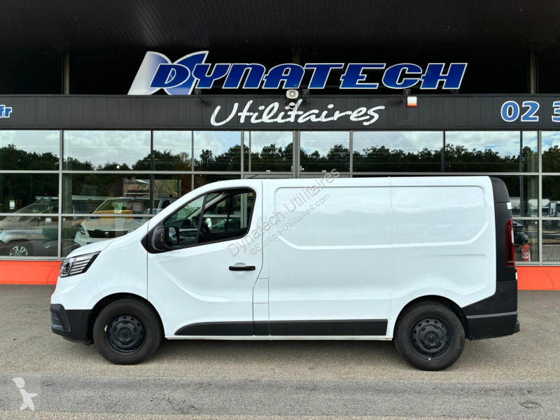 Véhicule utilitaire Renault TRAFIC III FG L2H1...