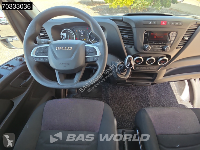 Véhicule utilitaire Iveco 35C18 3.0L Automático...