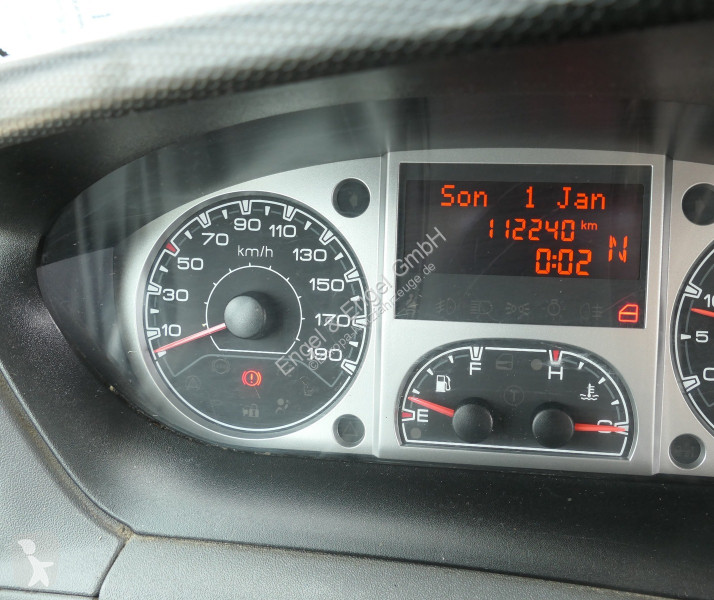 Véhicule utilitaire Iveco Daily 35 S11 C30C...