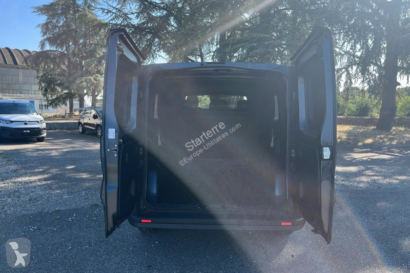 Véhicule utilitaire Renault  TRAFIC CABINE...