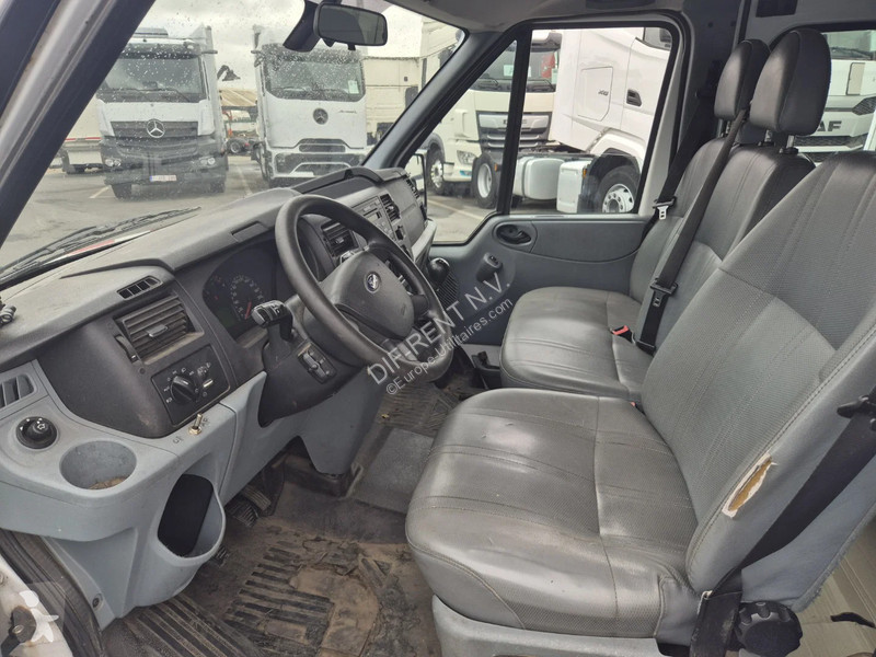 Véhicule utilitaire Ford 2.2