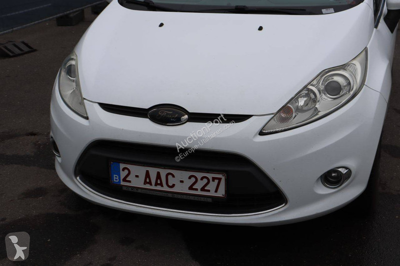 Furgoneta Ford