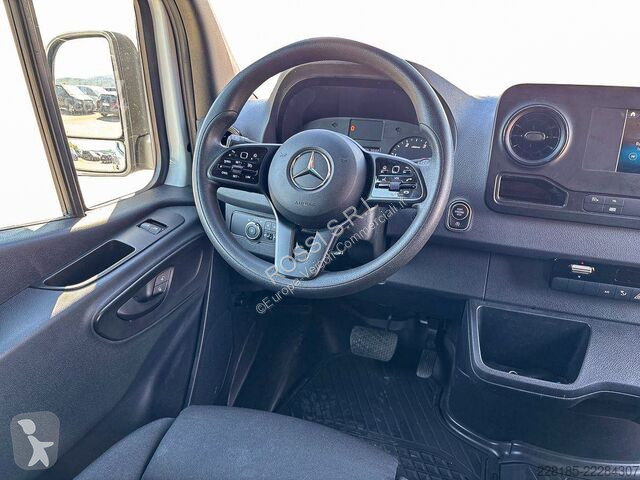 Véhicule utilitaire Mercedes III - sprinter 319...