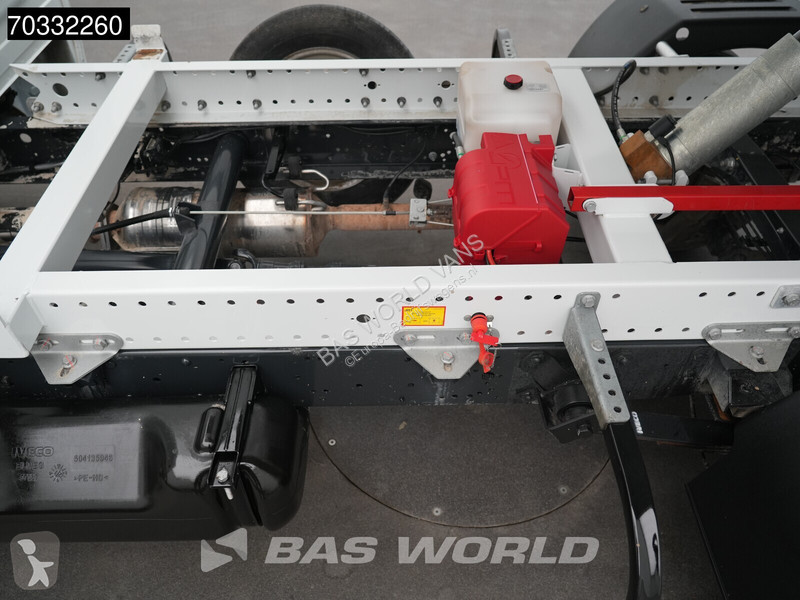 Véhicule utilitaire Iveco 35C16 3.0L Kipper...