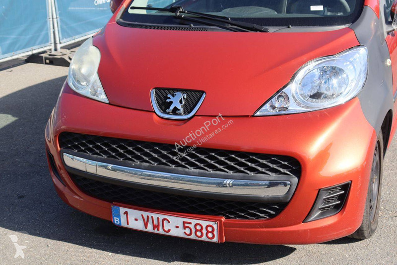 Véhicule utilitaire Peugeot