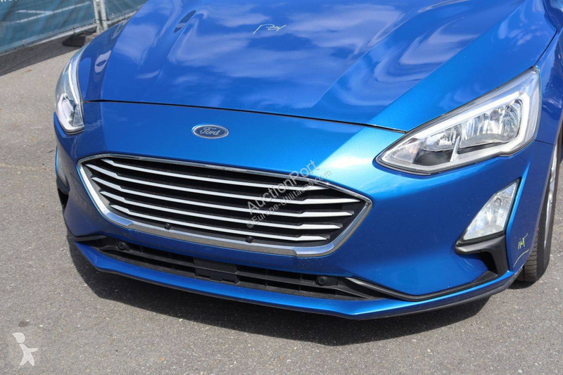 Véhicule utilitaire Ford
