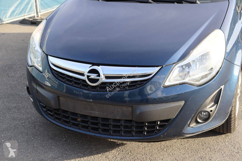 Véhicule utilitaire Opel