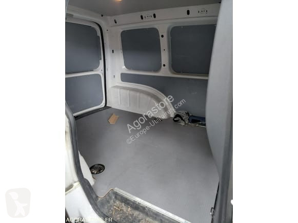 Véhicule utilitaire