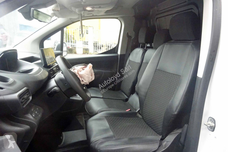 Véhicule utilitaire Peugeot PARTNER 1,5 HDI 100