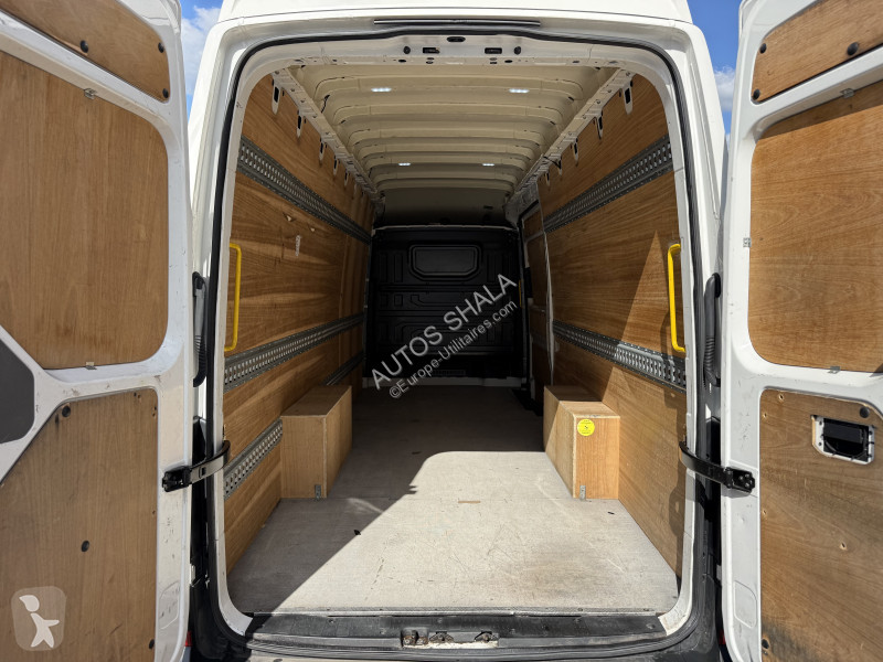 Furgoneta Volkswagen CRAFTER FG / PRIX HT 22...