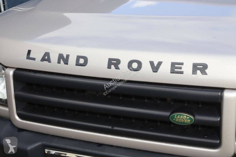 Véhicule utilitaire Land Rover V8