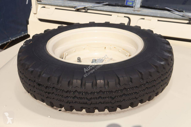 Véhicule utilitaire Land Rover