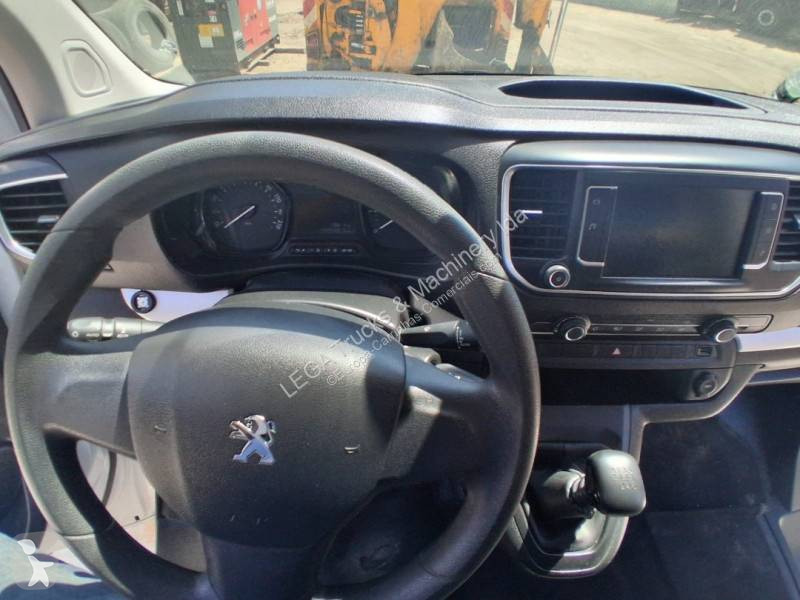 Véhicule utilitaire Peugeot