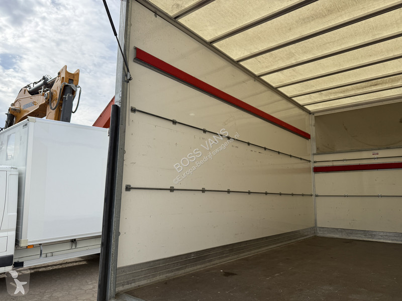 Bedrijfswagen Iveco 35C16 3.0 160PK Bakwagen...