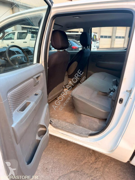 Véhicule utilitaire Toyota HILUX