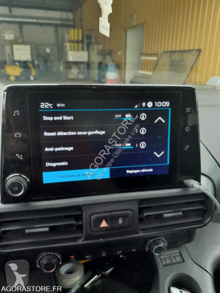 Véhicule utilitaire Citroën BERLINGO