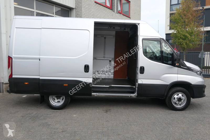 Bedrijfswagen Iveco 40C180 | L2H2 | Double...
