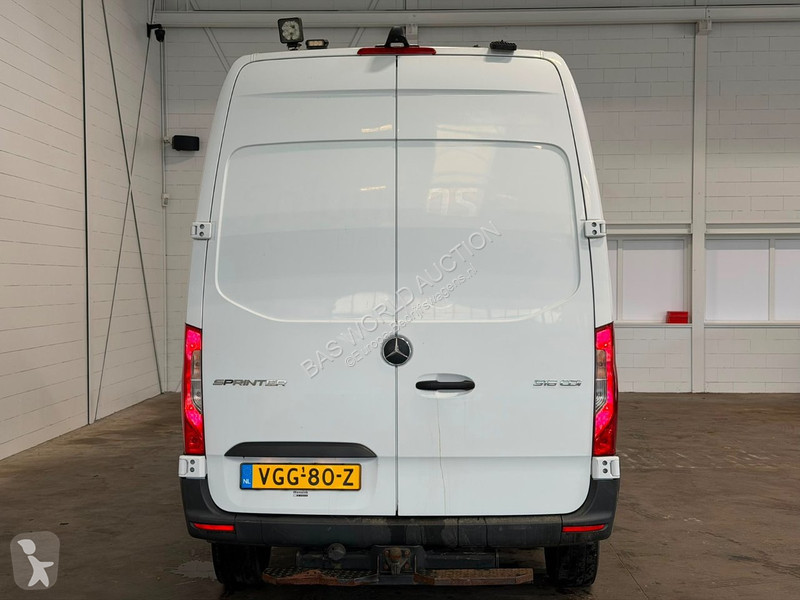 Véhicule utilitaire Mercedes 316 2.2 CDI L2H2...