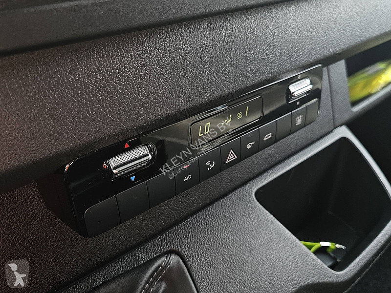 Véhicule utilitaire Mercedes 317 L2H2 Mbux Navi AC