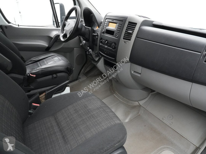 Véhicule utilitaire Mercedes 413 CDI