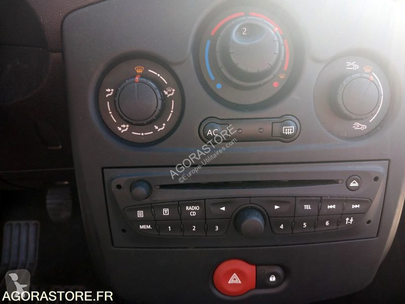 Véhicule utilitaire Renault CLIO